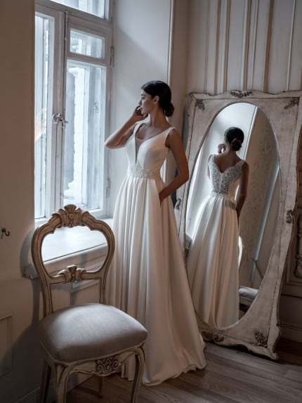 Сватбена рокля Арнела Hadassa