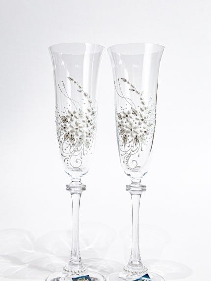 Кристални сватбени чаши декор