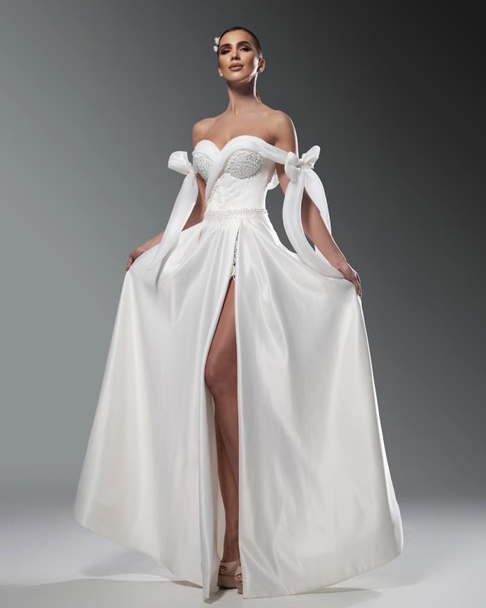 Сватбена рокля ANNIE BLINK by Radi Lazarova | Булчински рокли