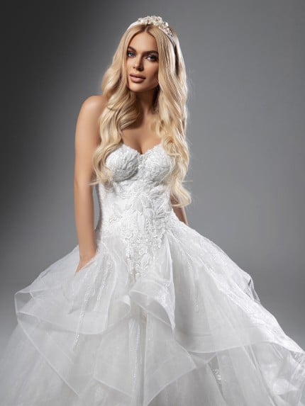 Сватбена рокля CORDELIA BLINK by Radi Lazarova | Булчински рокли