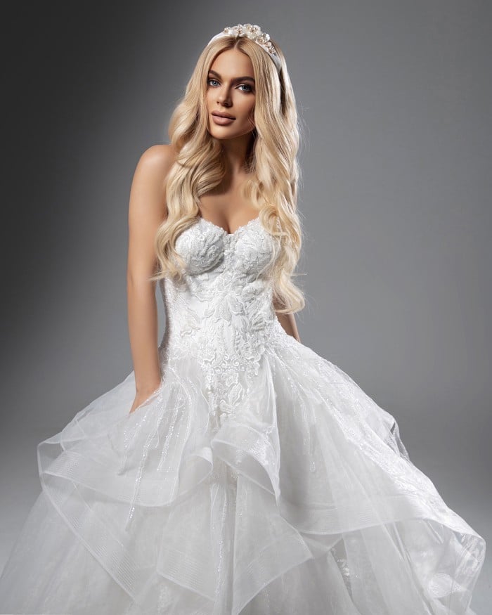 Сватбена рокля CORDELIA BLINK by Radi Lazarova | Булчински рокли