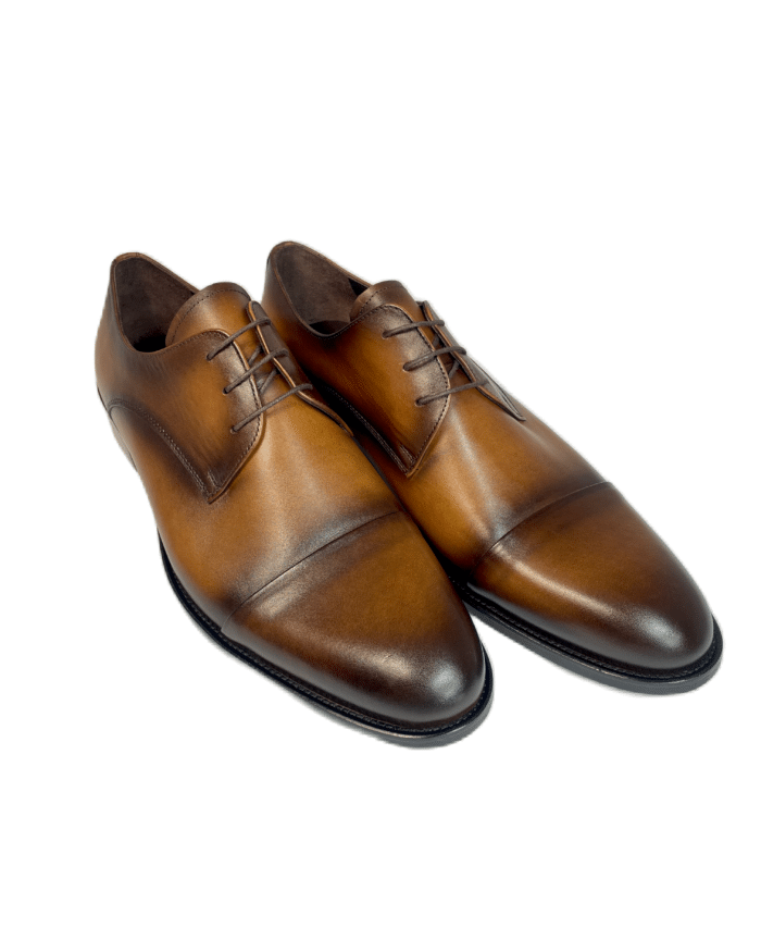 Мъжки обувки голям номер - 46, 47, 48, идеални за елегантен външен вид. Продават се в Сватбен център myWEDDING