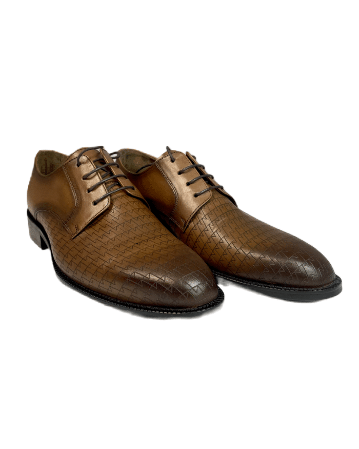 Фигурални мъжки обувки от естествена кожа с релефен дизайн и орехов цвят