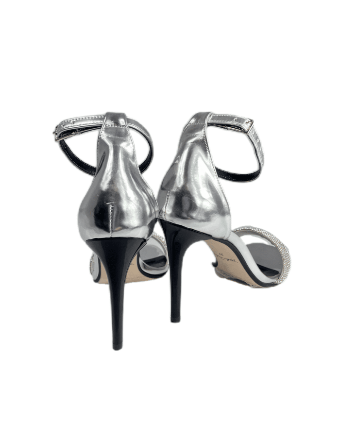 Сребристи дамски сандали официални с блестящи декорации и елегантен ток